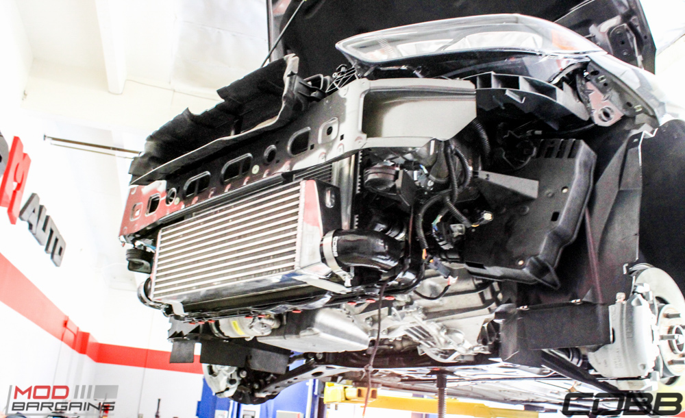 **Cobb Front Mount Intercooler & Chargepipes for 201318 Focus ST